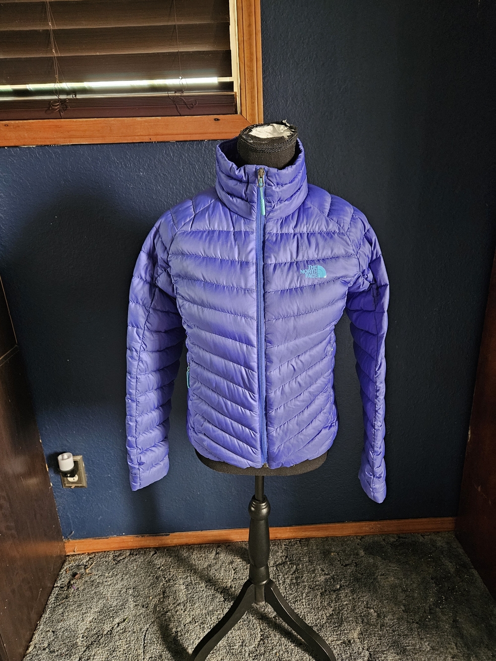 The North Face 700 Women's Blue Violet Quilted Puffer Jacket